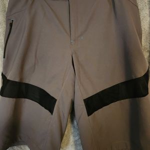 Pearl Izumi MTB Shorts size XL